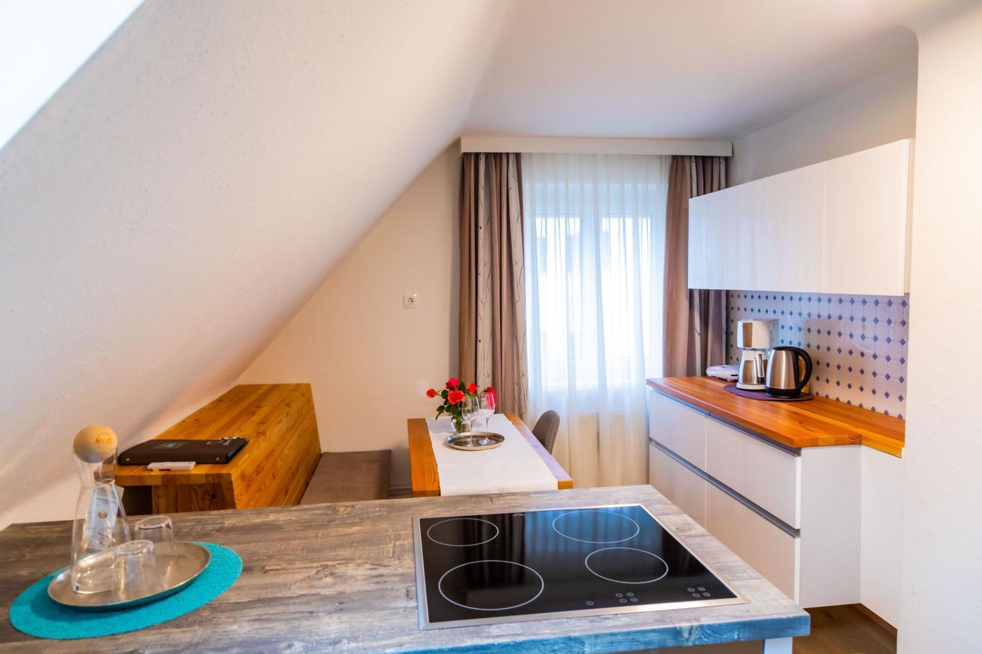 Apartmenthaus Pastner Am Teich Übelbach Extérieur photo
