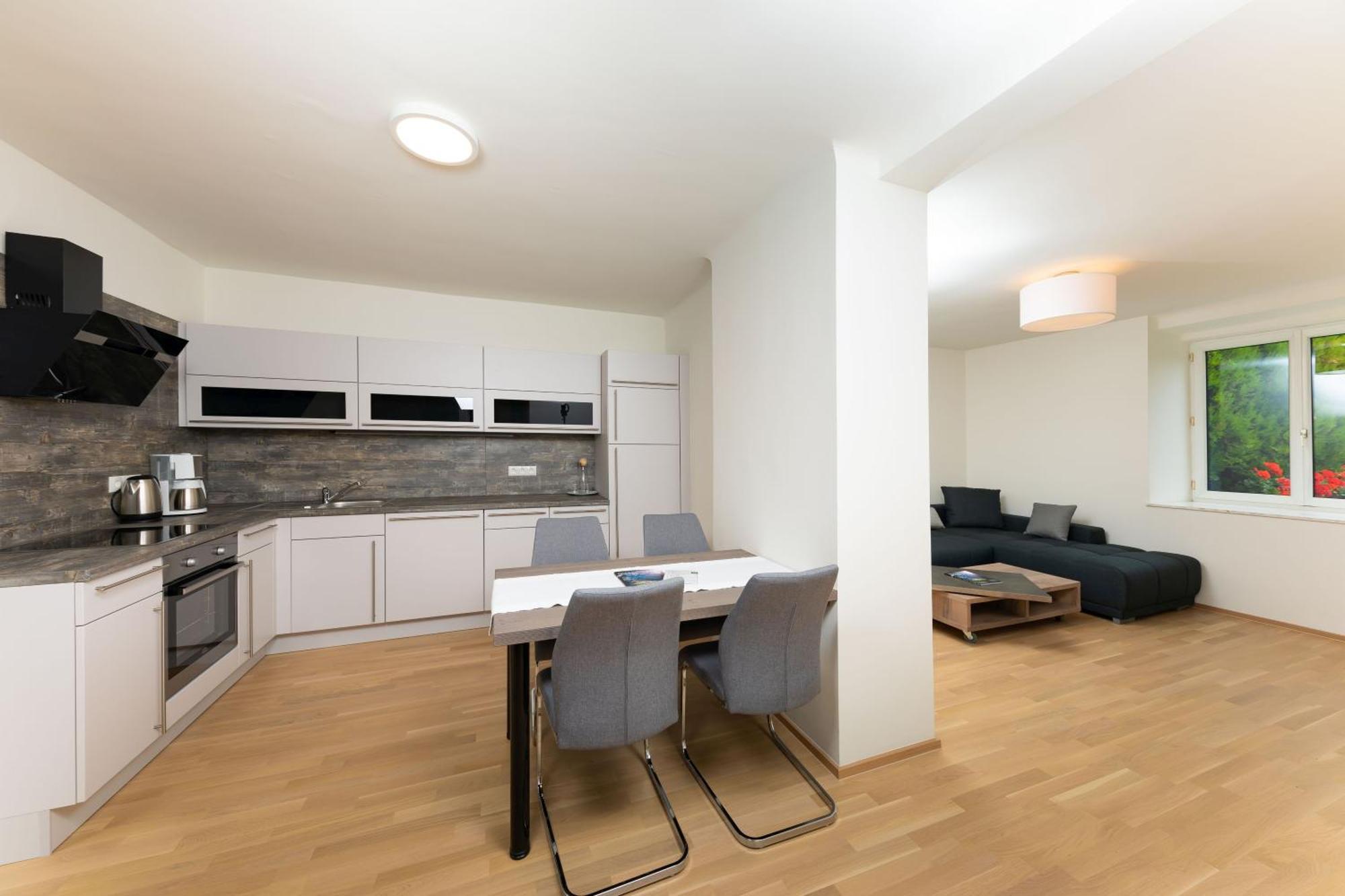Apartmenthaus Pastner Am Teich Übelbach Extérieur photo